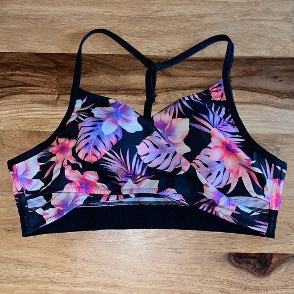 PINK Victoria’s Secret Swim To Gym Ultimate Lightly Lined Floral Sports Bra - Picture 3 of 6